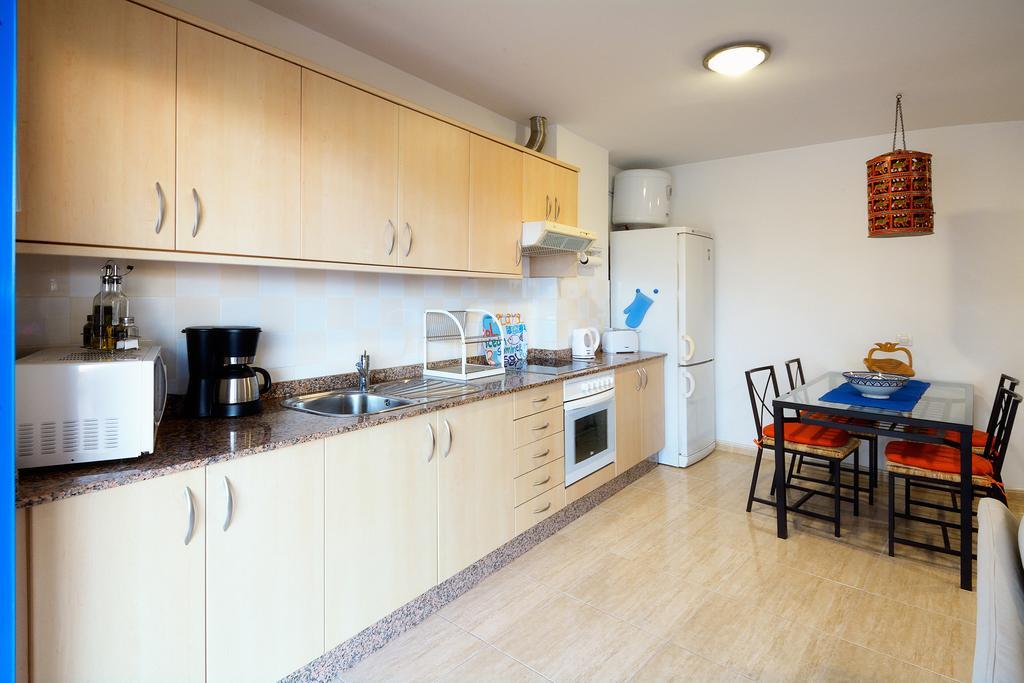 Apartment La Marina Sea Views With Terrace By Pvl Аресифе Стая снимка