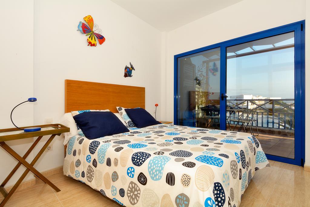 Apartment La Marina Sea Views With Terrace By Pvl Аресифе Стая снимка